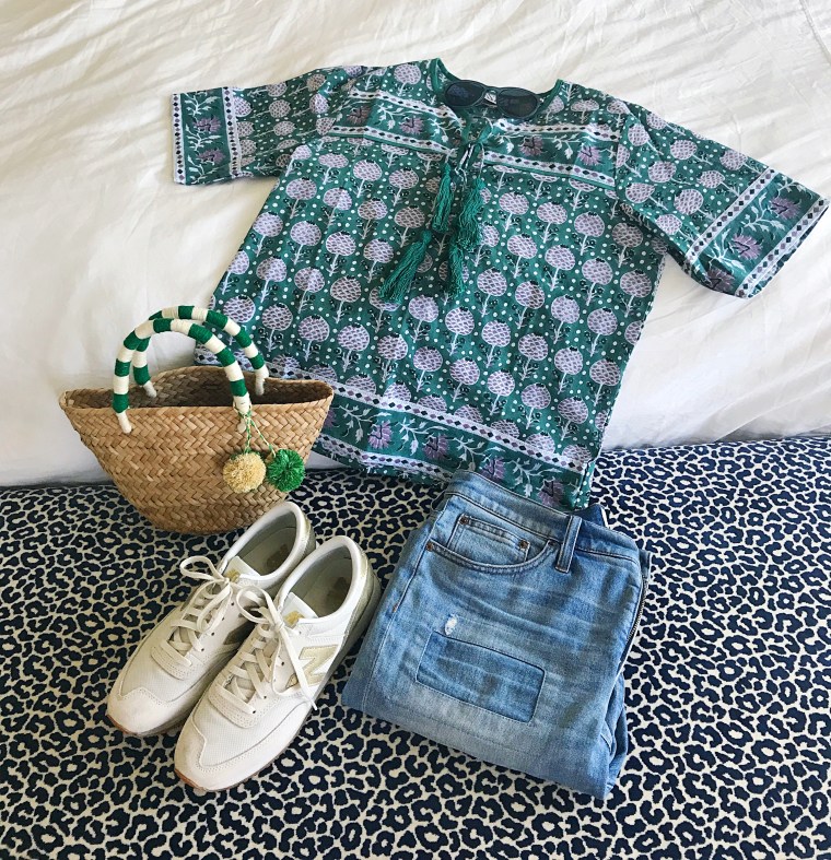 jcrew-szblockprint-kayu-sttropez-flatlay
