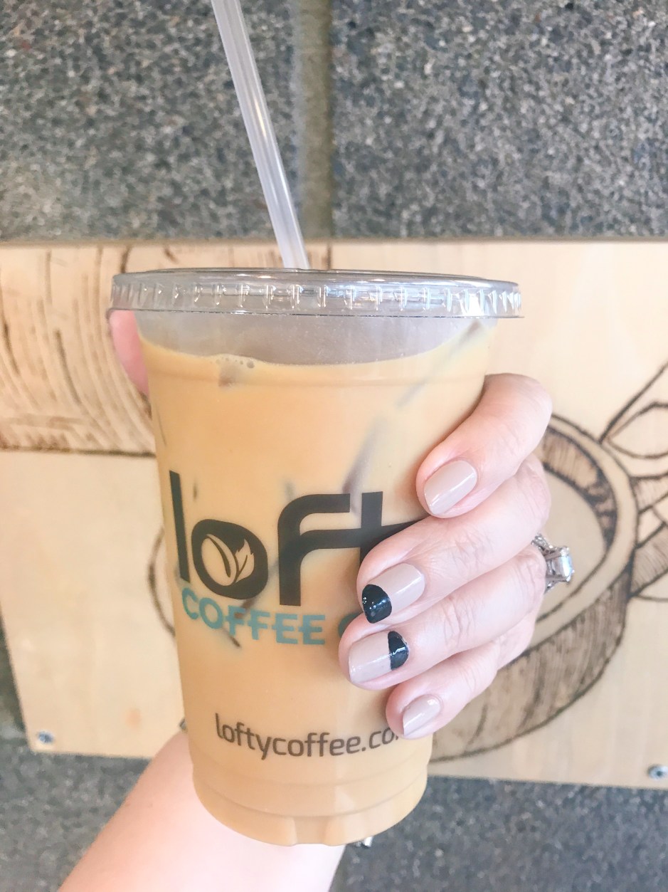 manimonday-nailart-loftycoffee