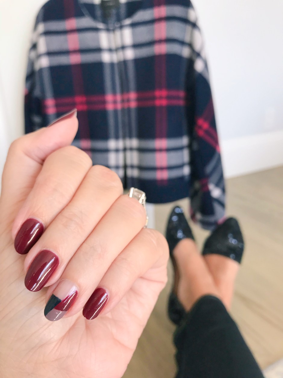 nailart-essie-olivejune-jcrew