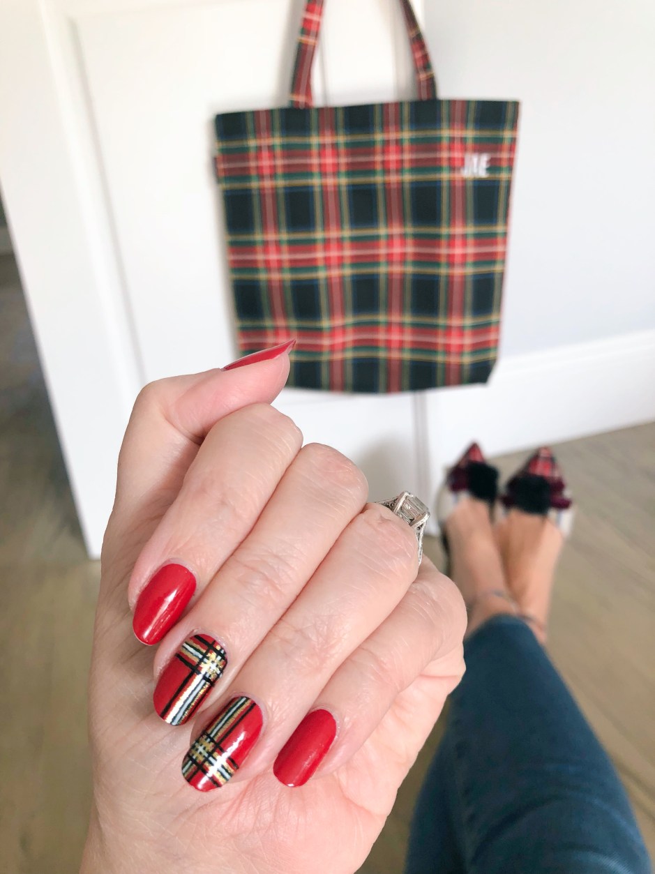 nailart-tartan-plaid-jcrew